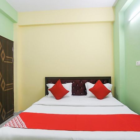 Hotel OYO 61635 Gdd Kuteer Noida Exterior foto